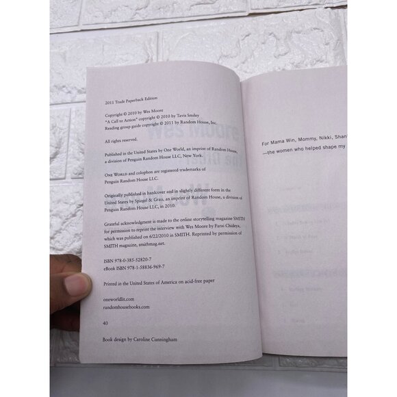 The Other Wes Moore: One Name Two Fates By‎ Wes Moore 2010 Paperback - Picture 3 of 12